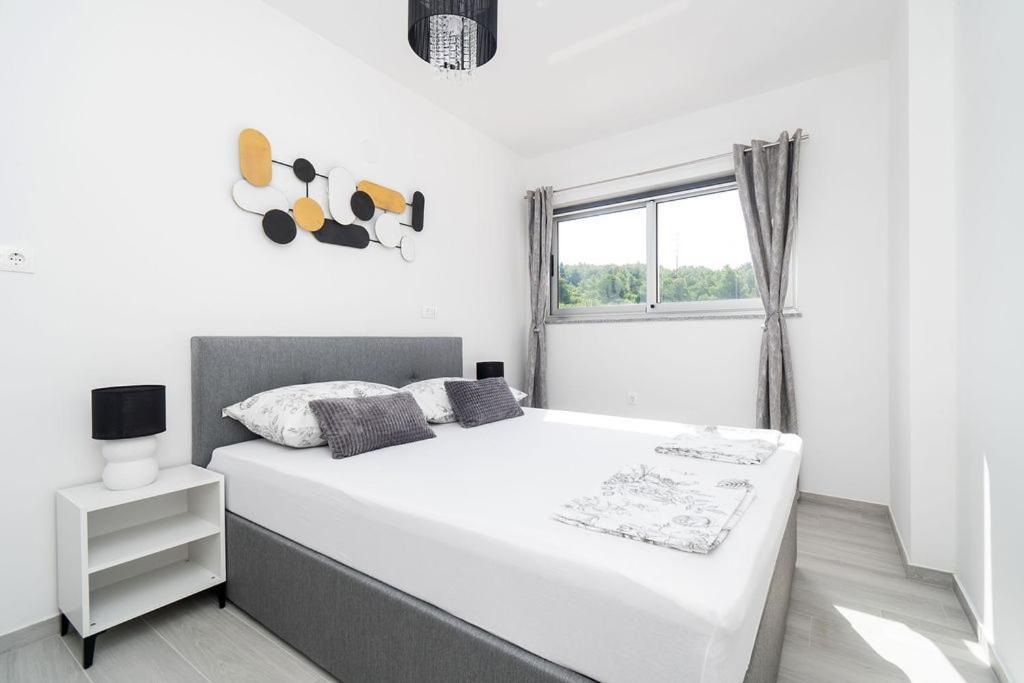 Apartments Grubisic - Sibenik - Parking Included 외부 사진