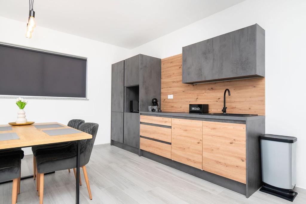 Apartments Grubisic - Sibenik - Parking Included 객실 사진